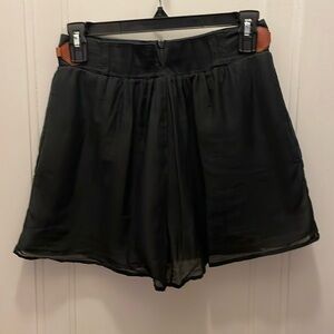 High waisted shorts with buckle detail - Quebecois designer